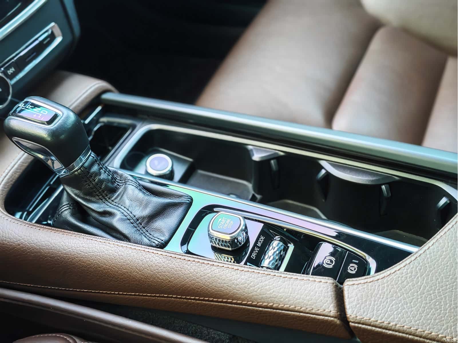 Volvo S90, 2018 28