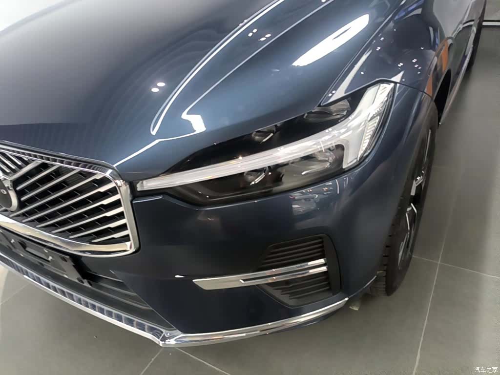 Volvo XC60, 2026 24