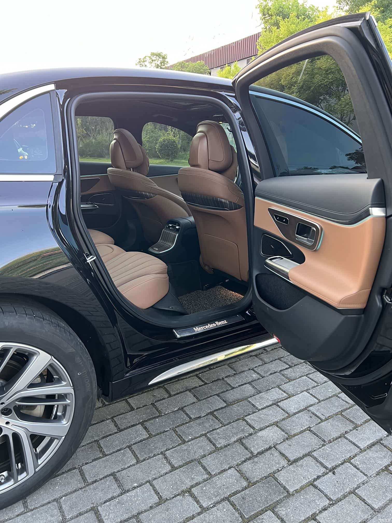 Mercedes-Benz E-Class, 2025 6