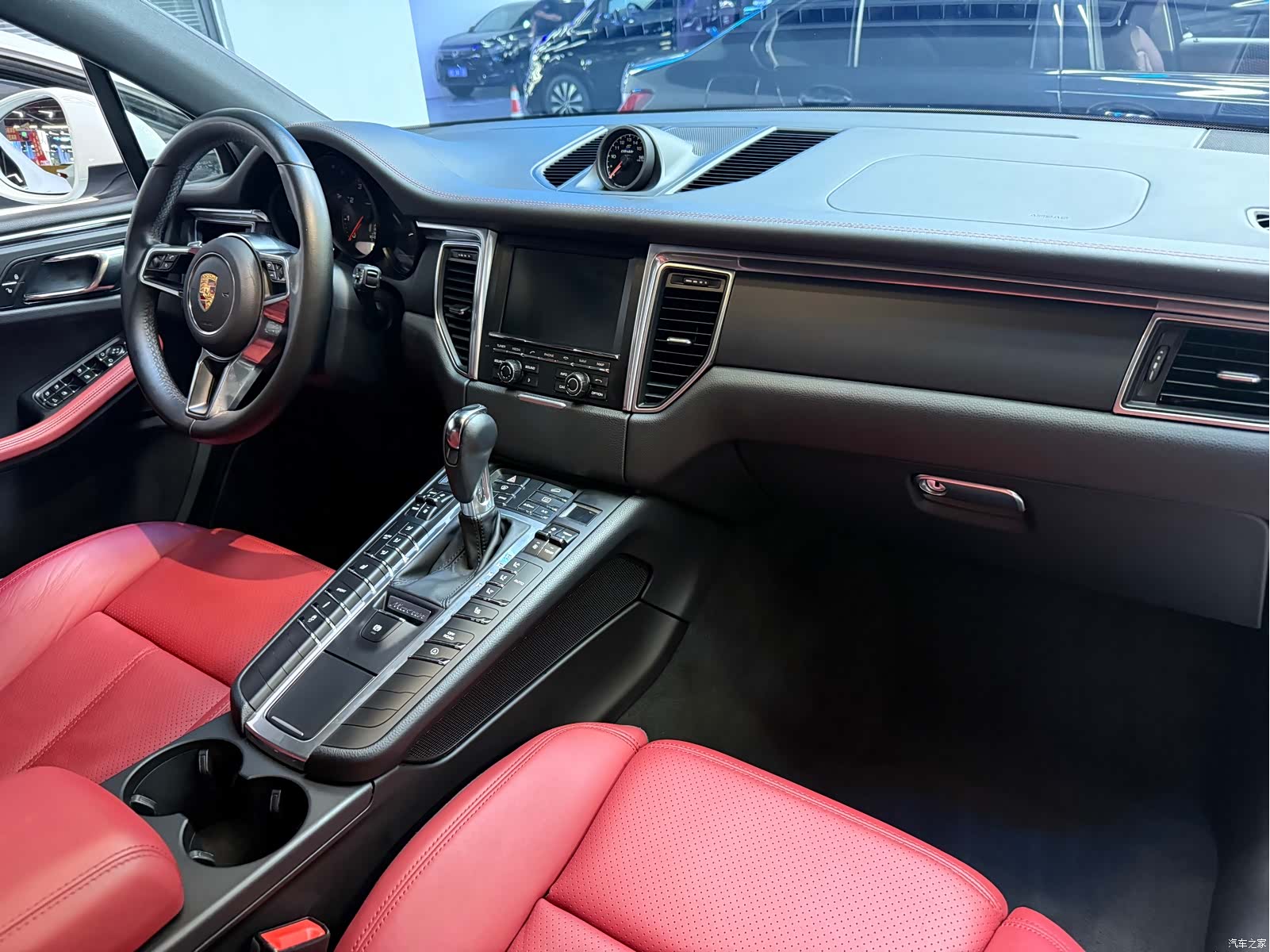 Porsche Macan, 2015 13