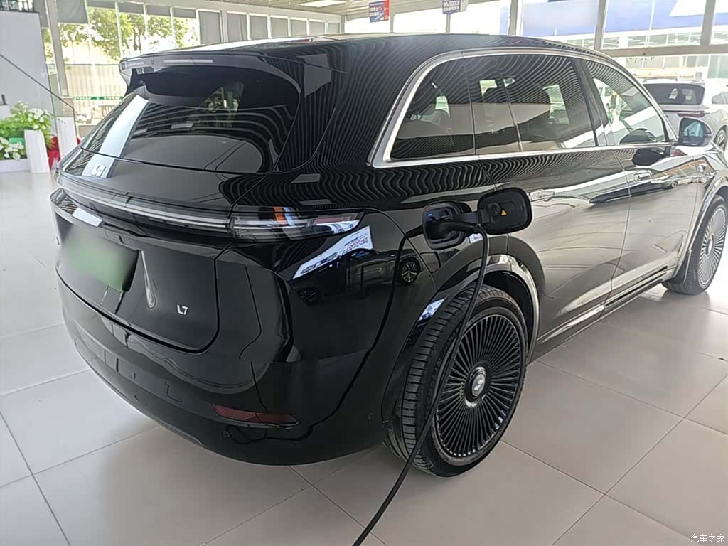 Li Auto L7, 2025 7
