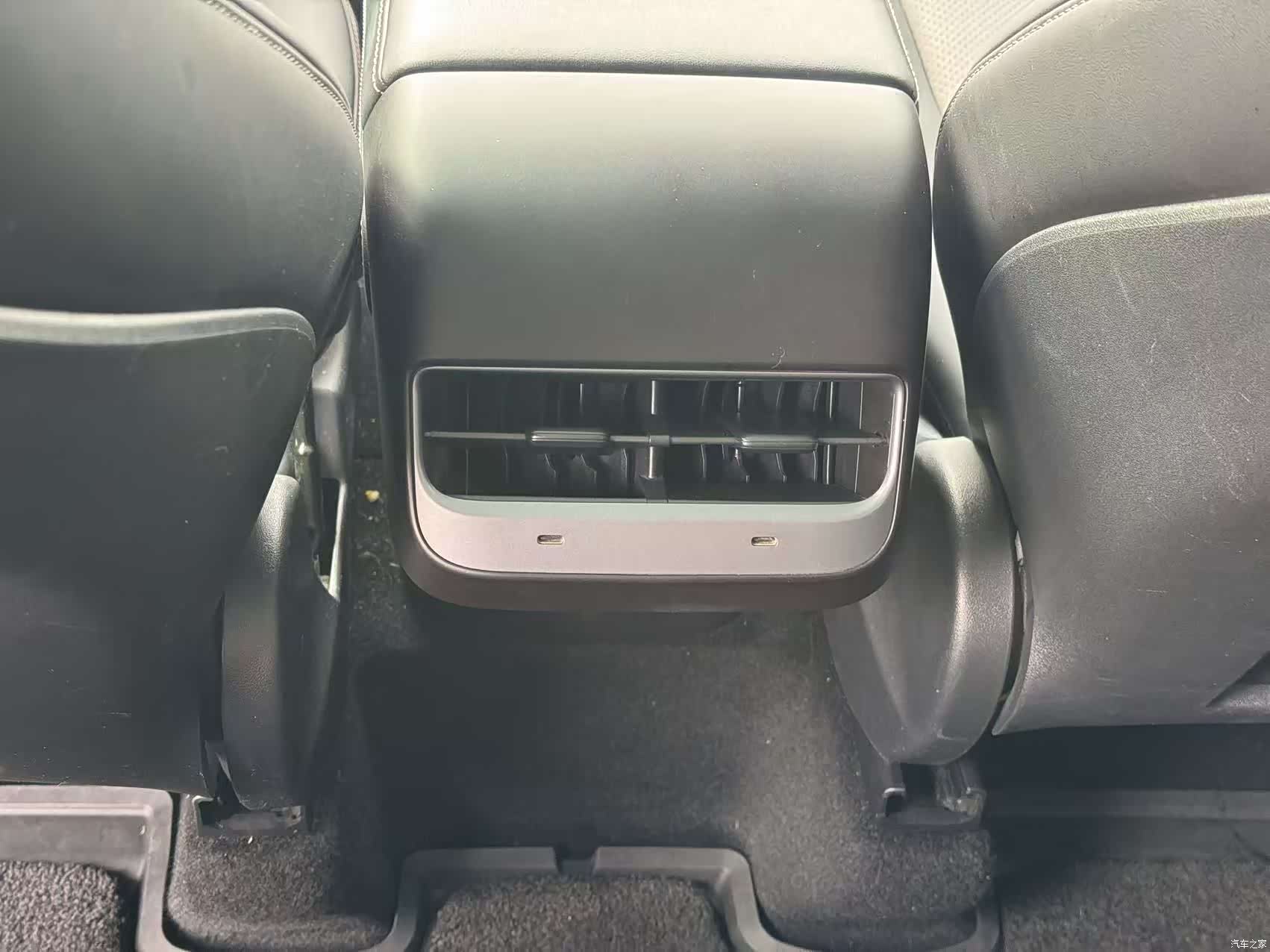 Tesla Model Y, 2021 19