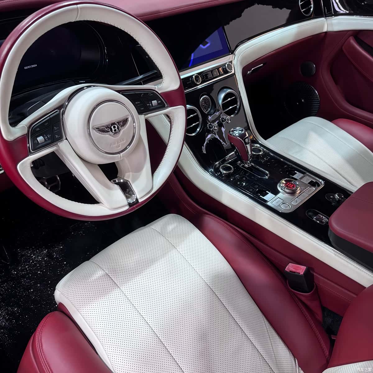 Bentley Continental GT, 2014 все фото