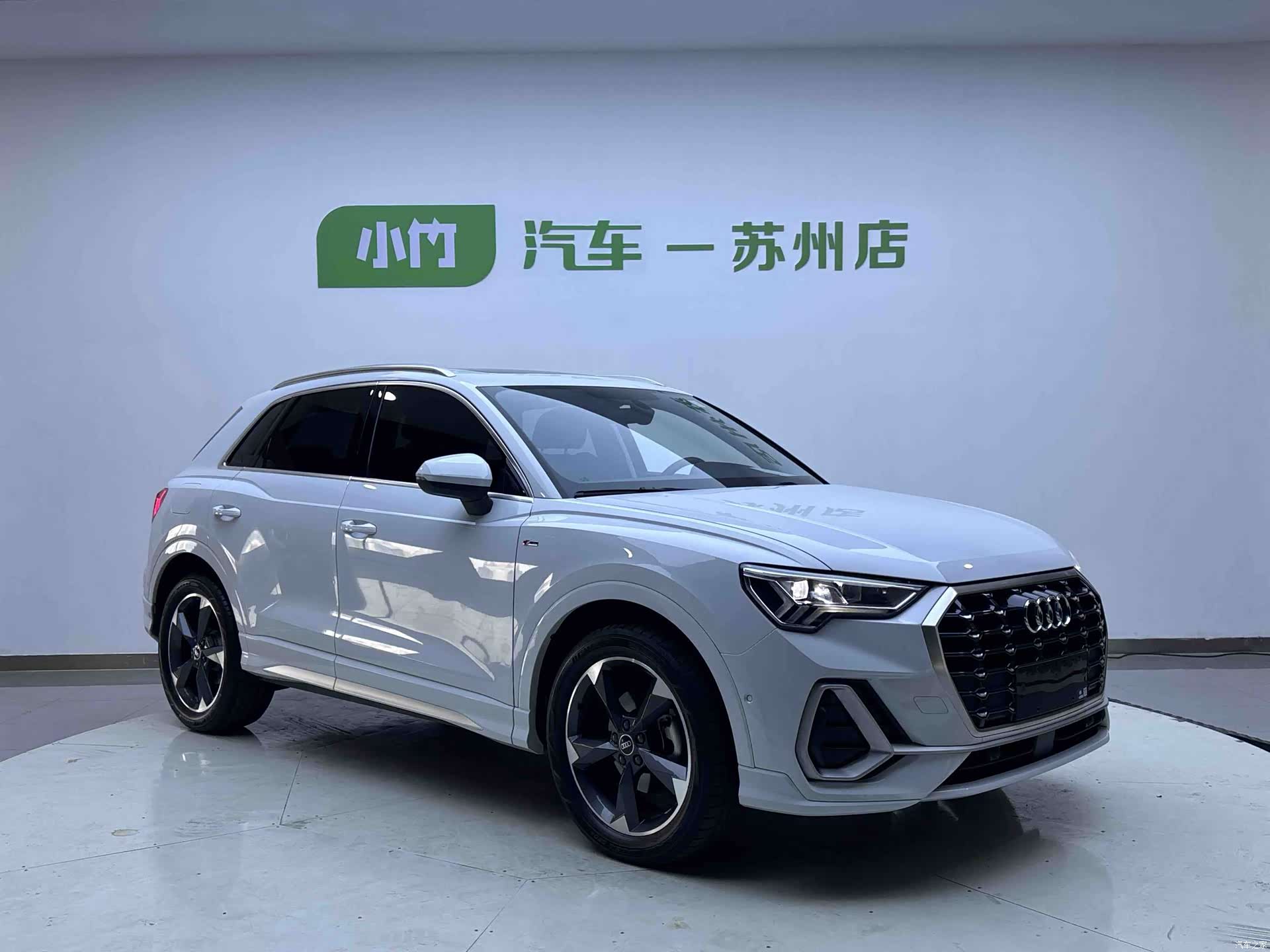 Audi Q3, 2023 3