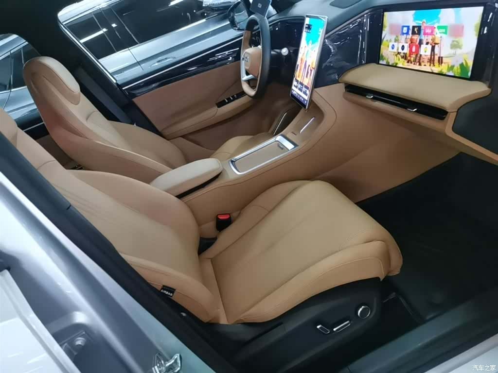 Geely Galaxy L7, 2025 25