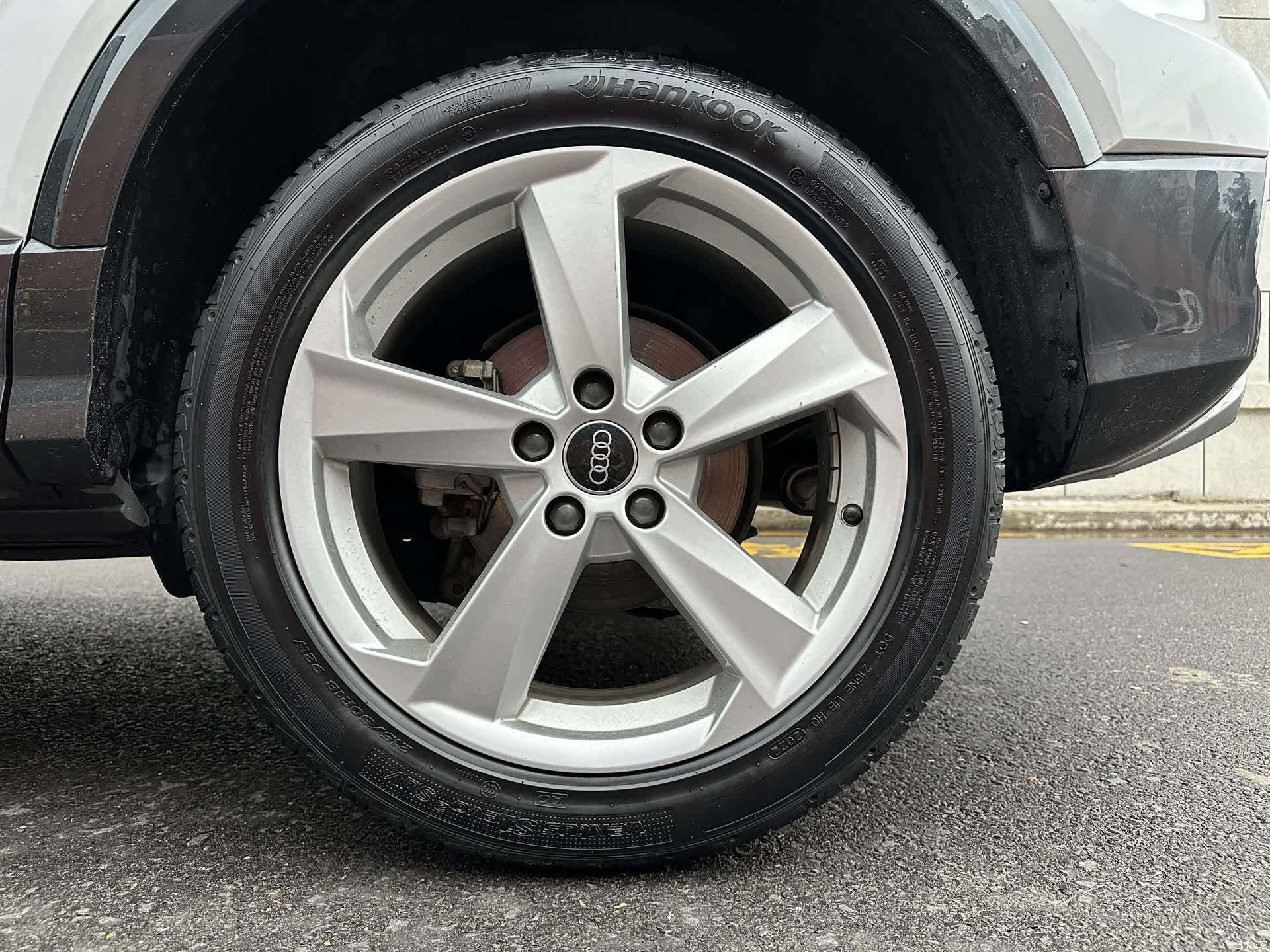 Audi Q2L, 2023 20