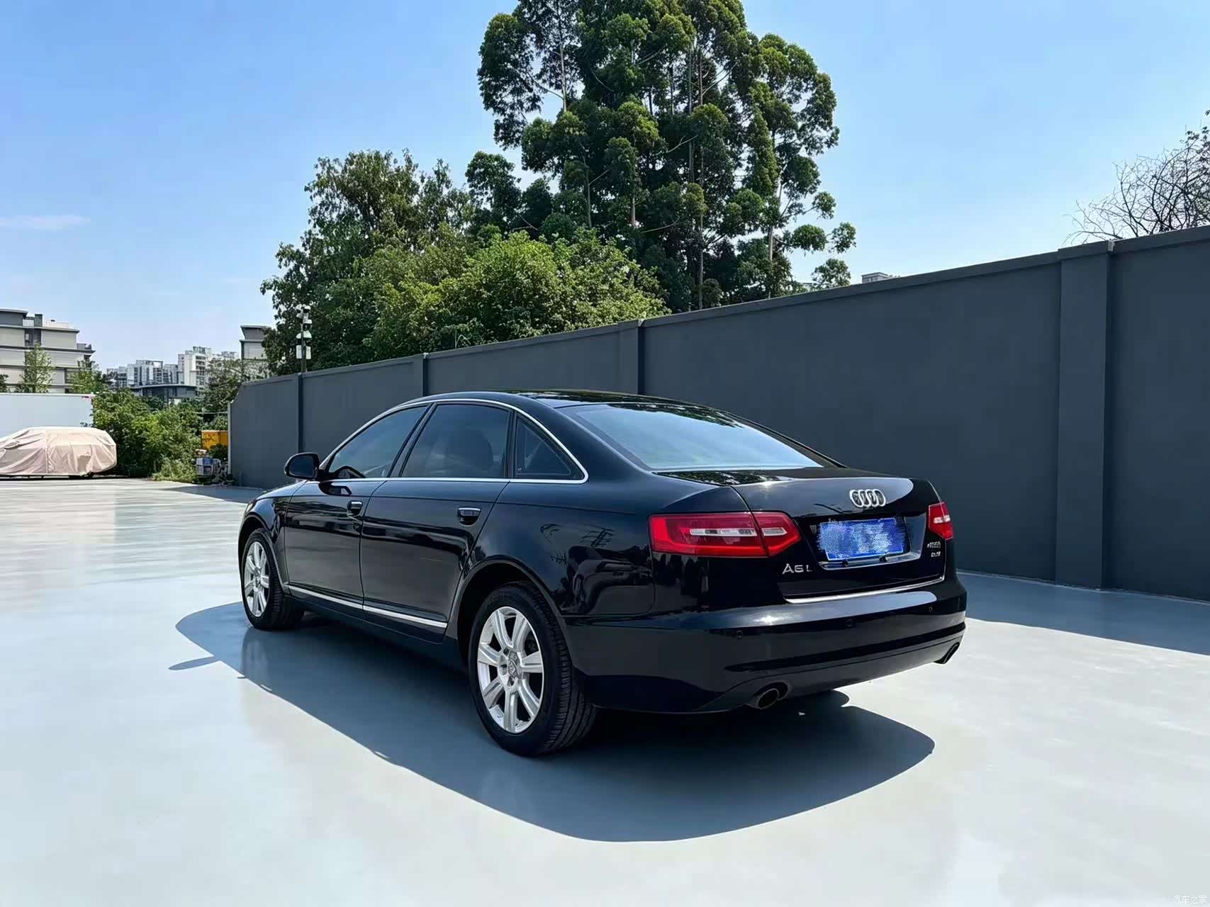Audi A6L, 2010 6