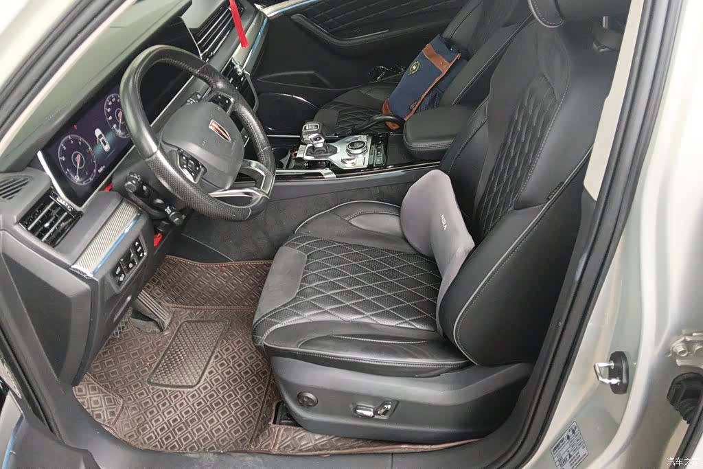 Hongqi HS5, 2019 9