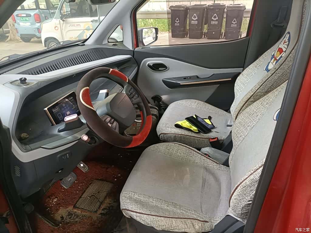 Wuling E200, 2019 17