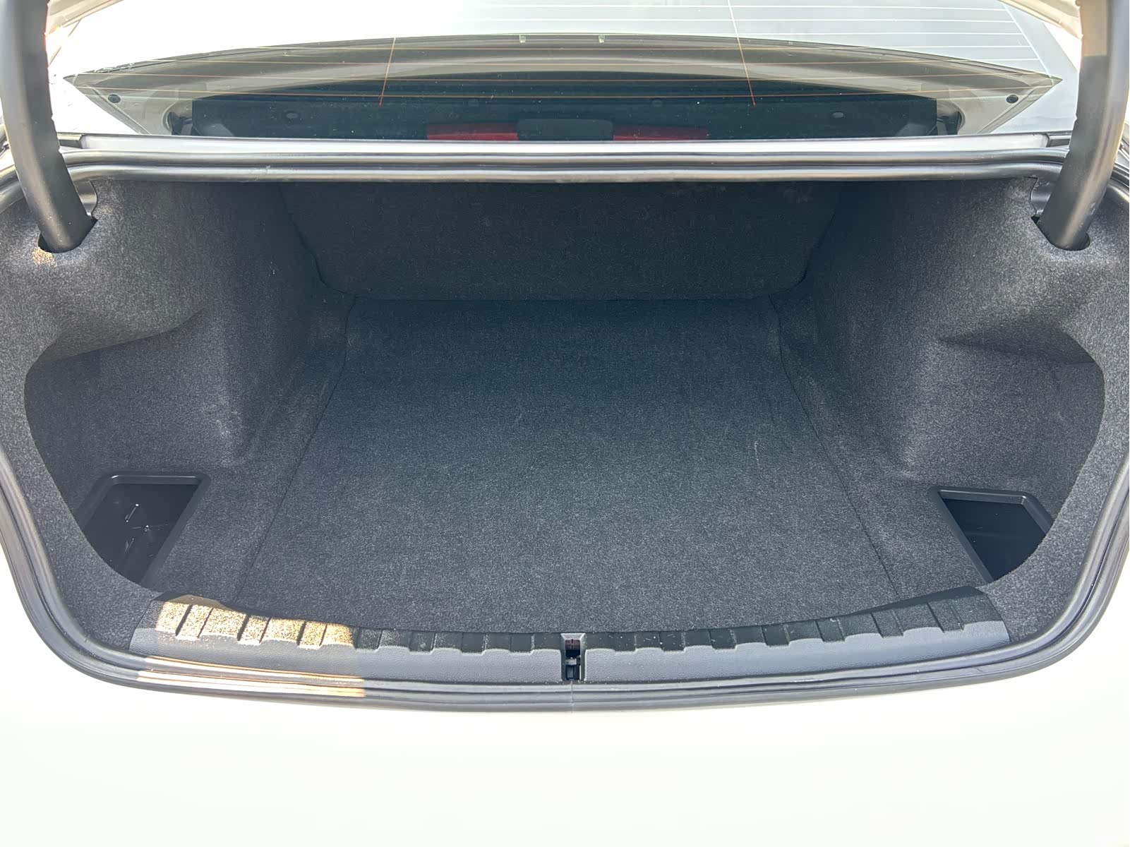 BMW 3 Series, 2024 11
