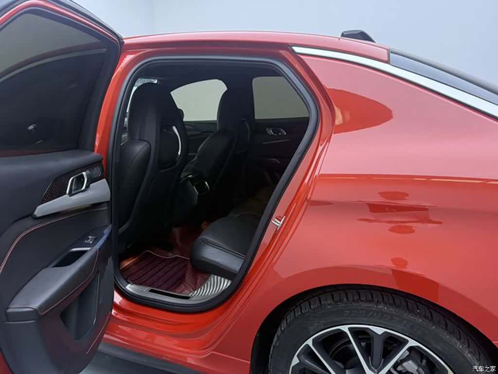 Lynk & Co 01, 2018 19