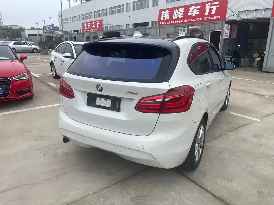 BMW 2 series station wagon