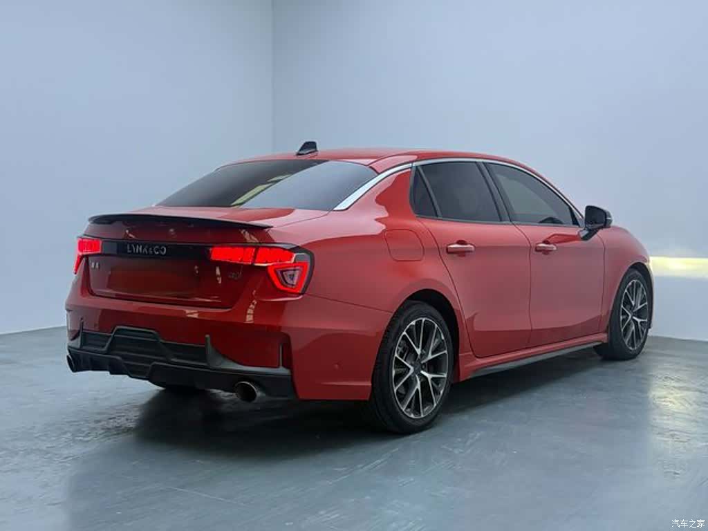 Lynk & Co 01, 2018 11