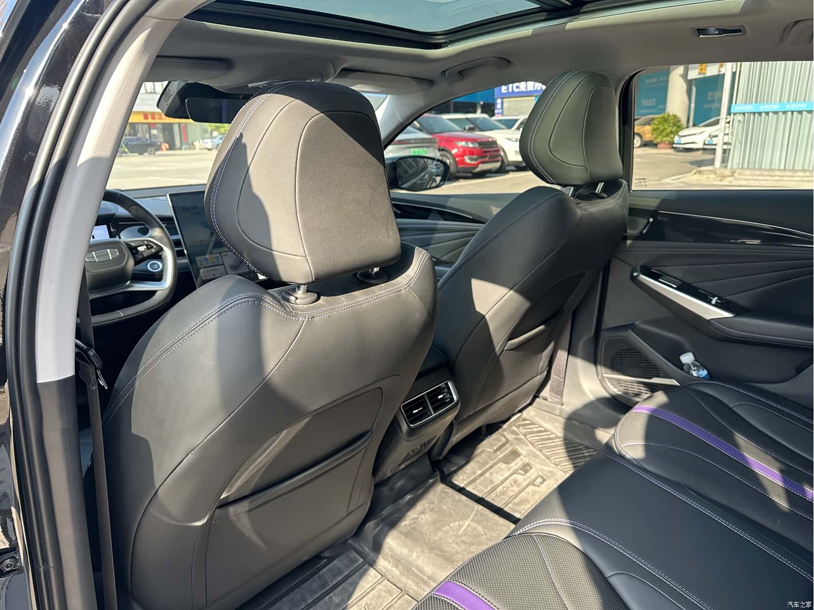 Geely Preface, 2025 14