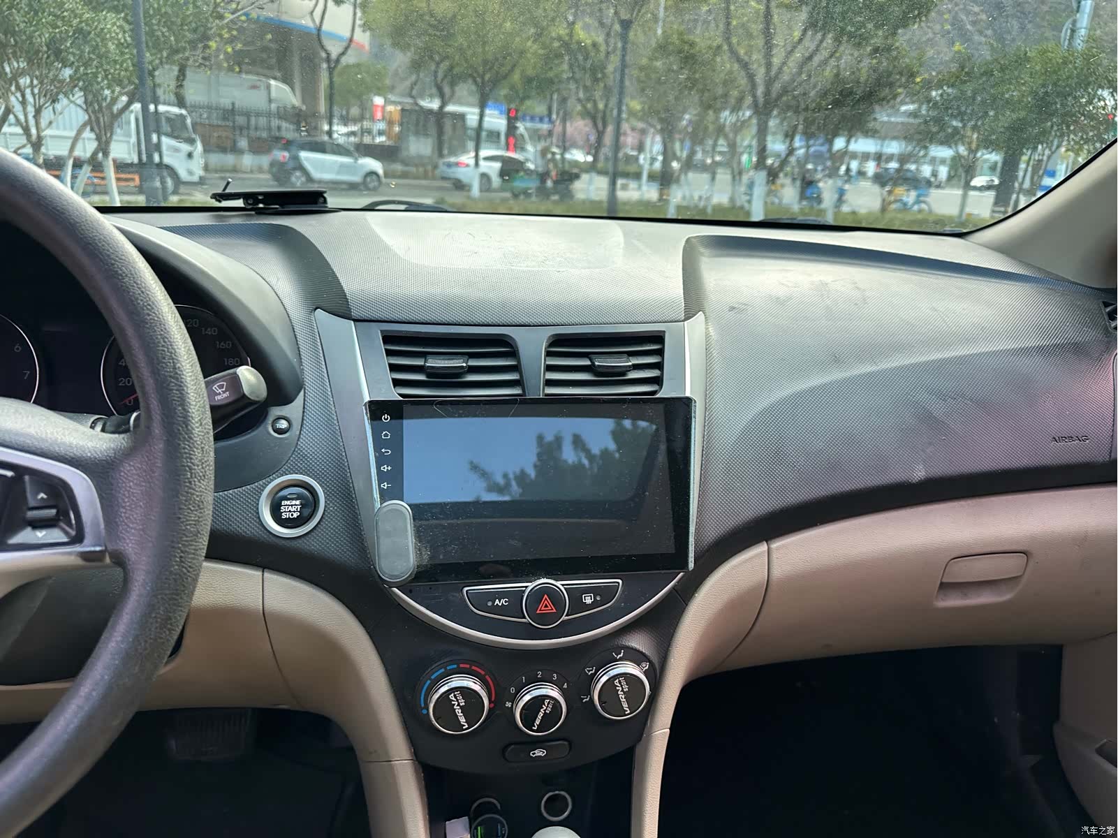 Hyundai GLX, 2016 11