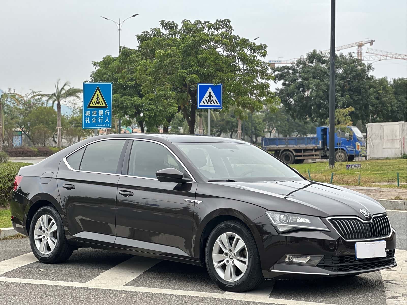 Skoda Superb, 2019 3