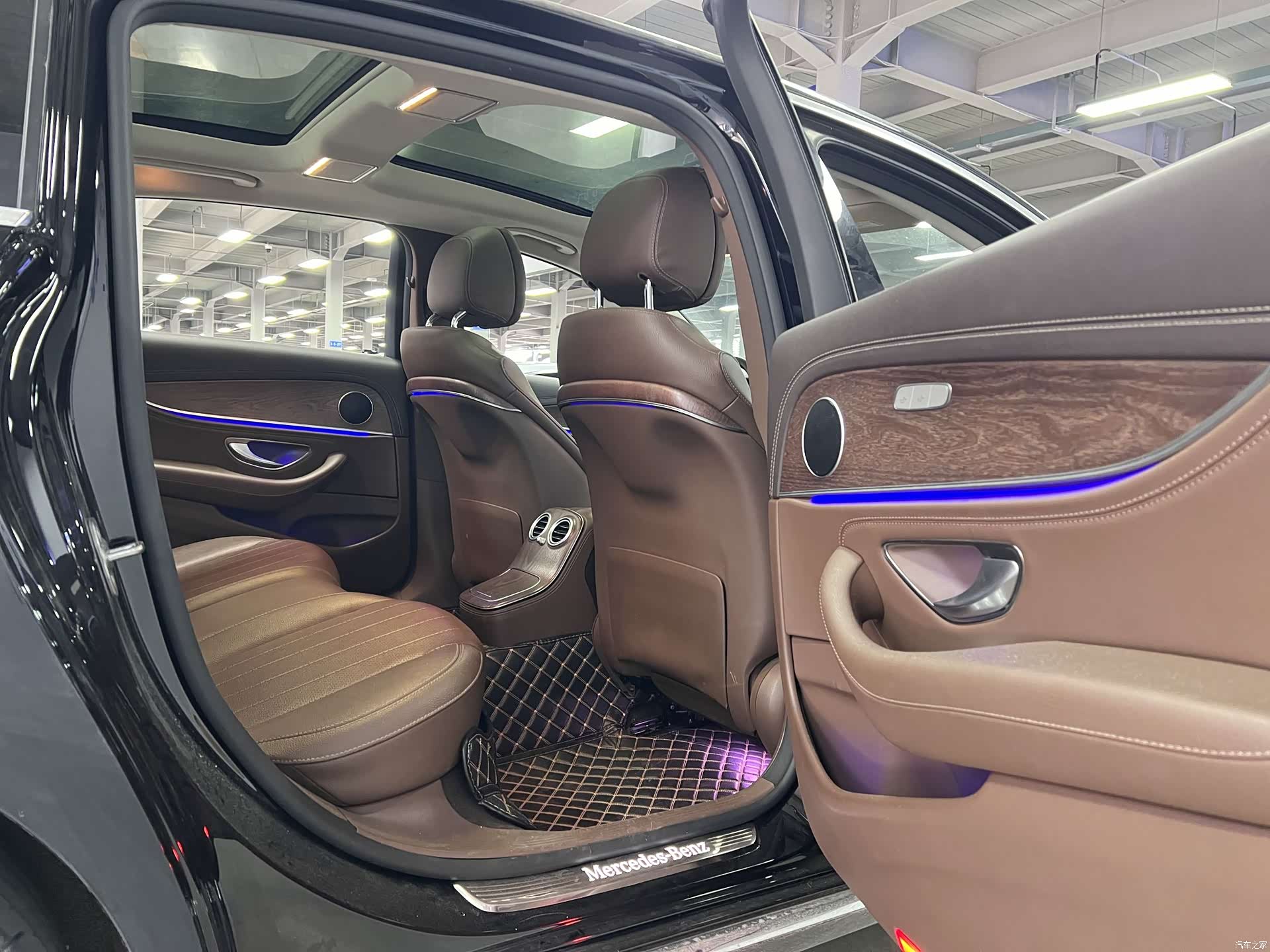 Mercedes-Benz E-Class, 2023 7