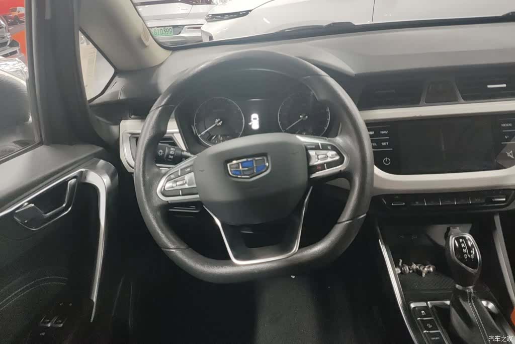Geely X3, 2020 15