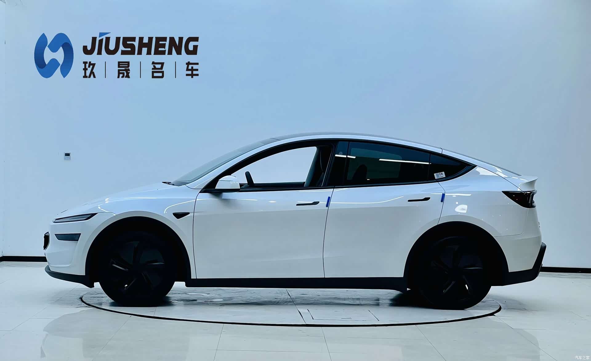 Tesla Model Y, 2025 3