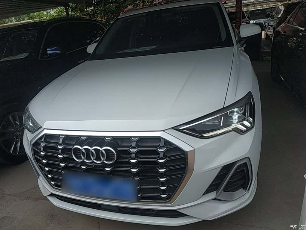 Audi Q3, 2021 3