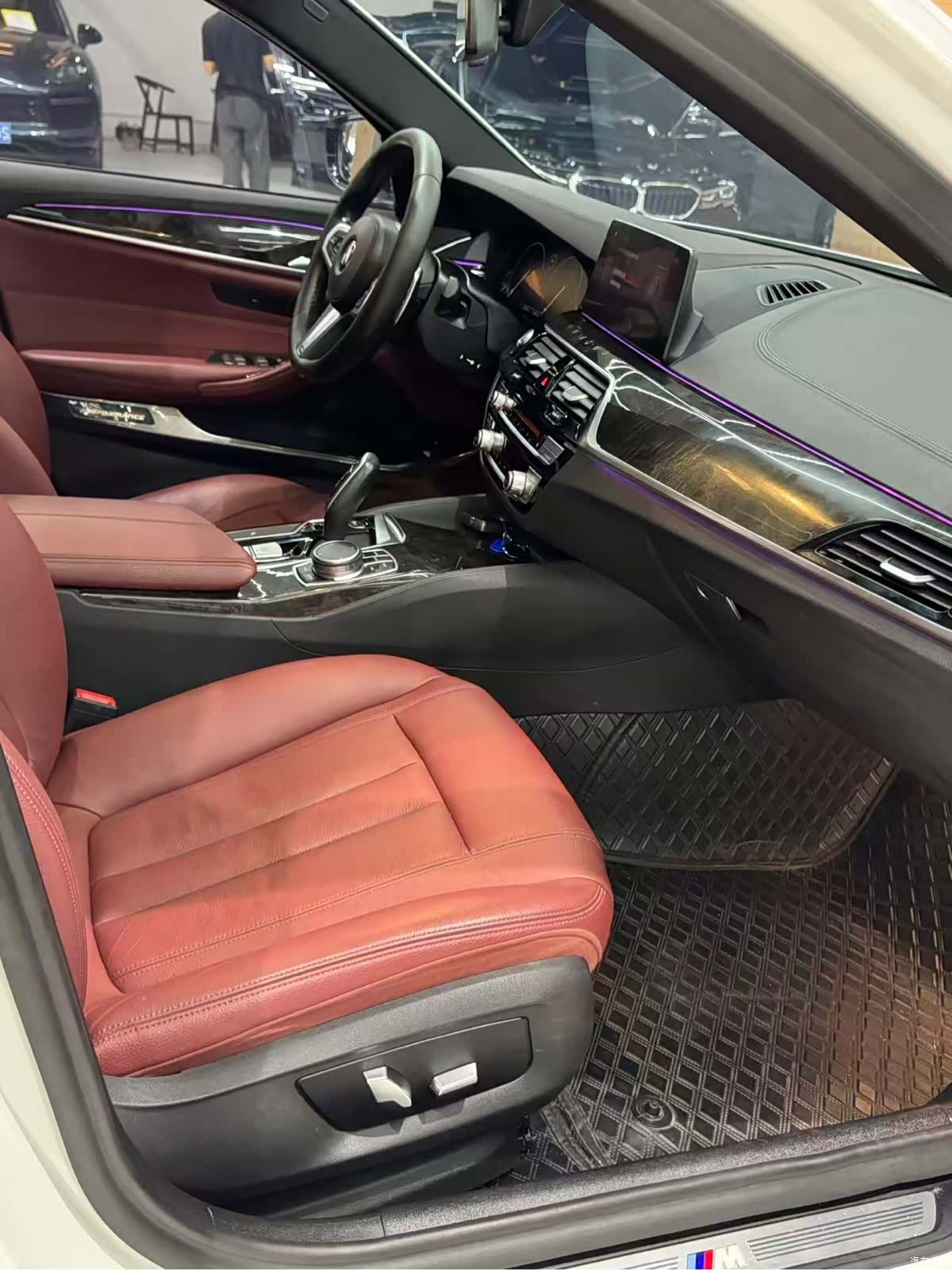 BMW 5 Series, 2019 4