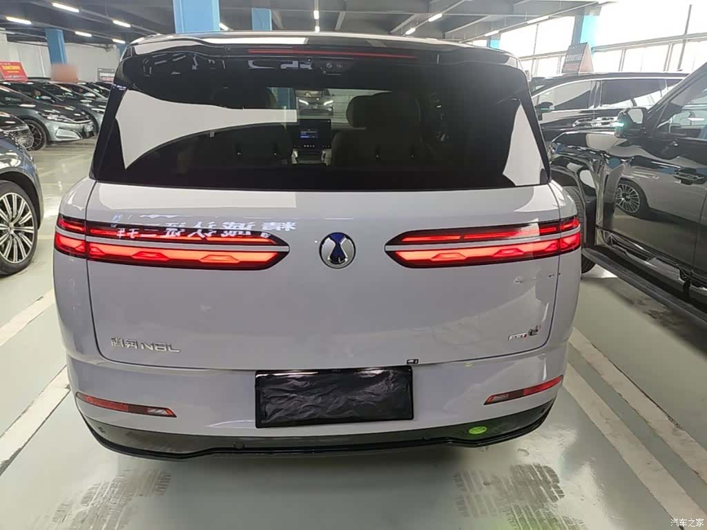 Denza N8, 2025 6