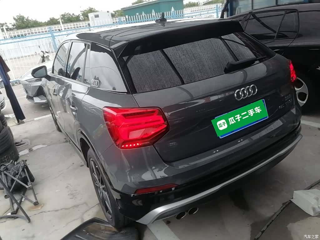 Audi Q2L, 2020 все фото