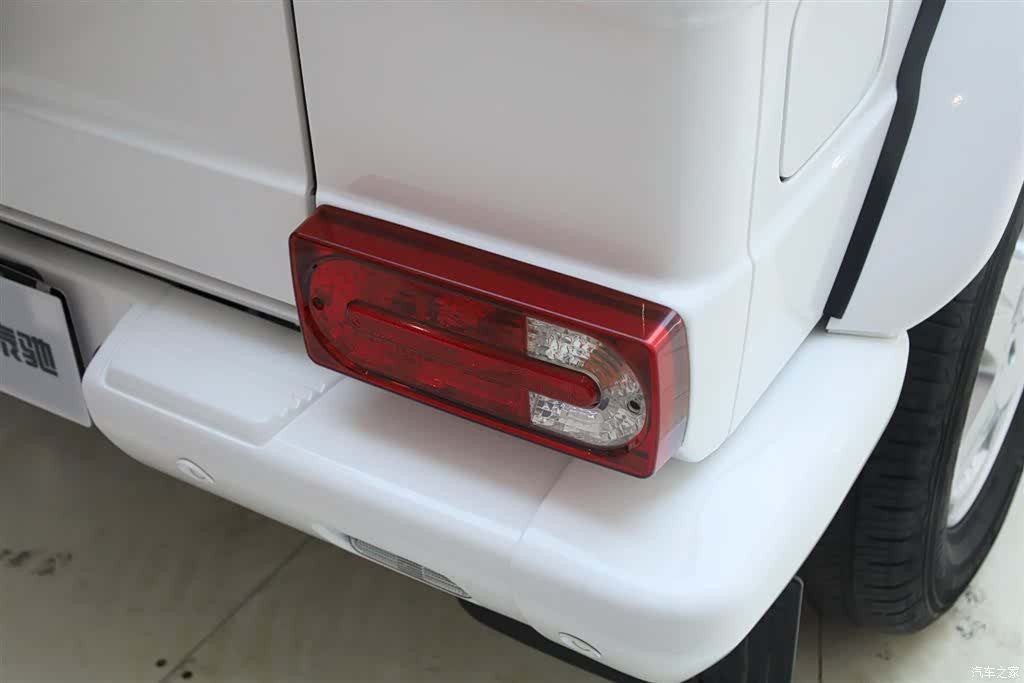 Mercedes-Benz G-Class, 2018 10