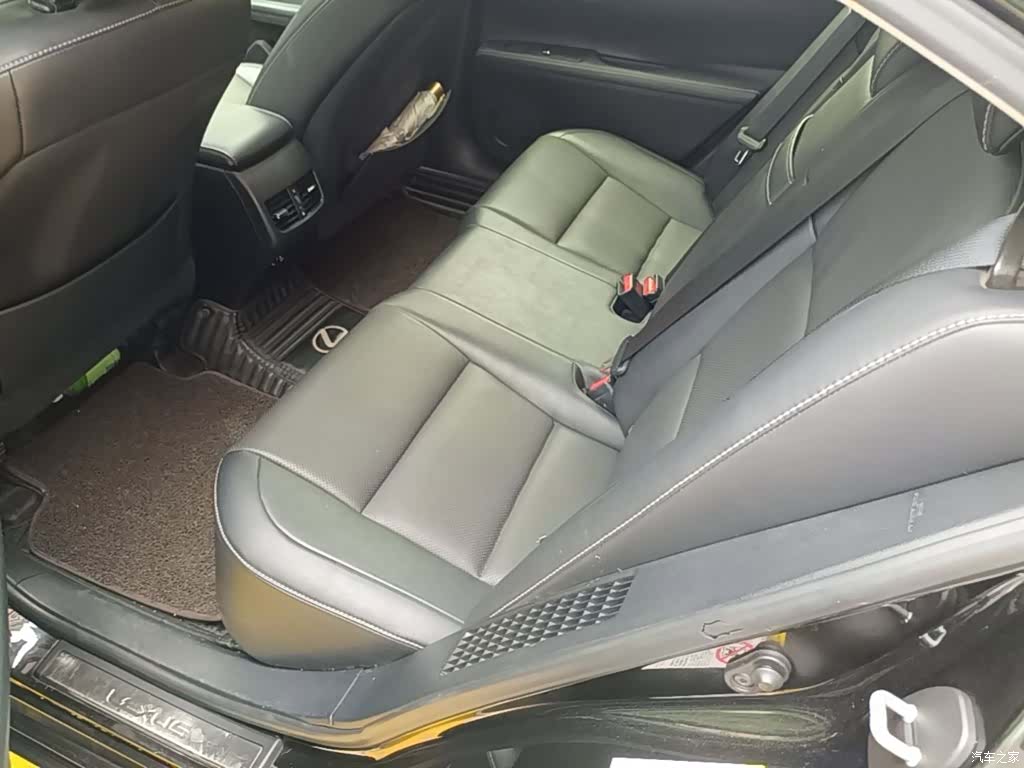 Lexus ES, 2015 17