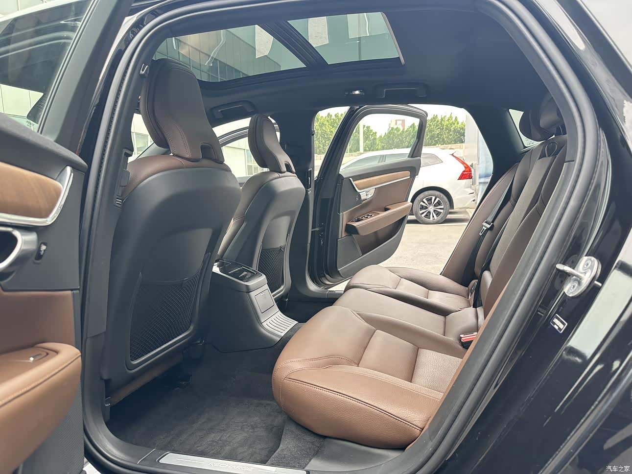 Volvo S90, 2024 11