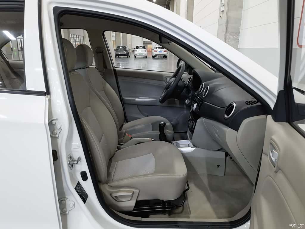 Changan V3, 2019 23