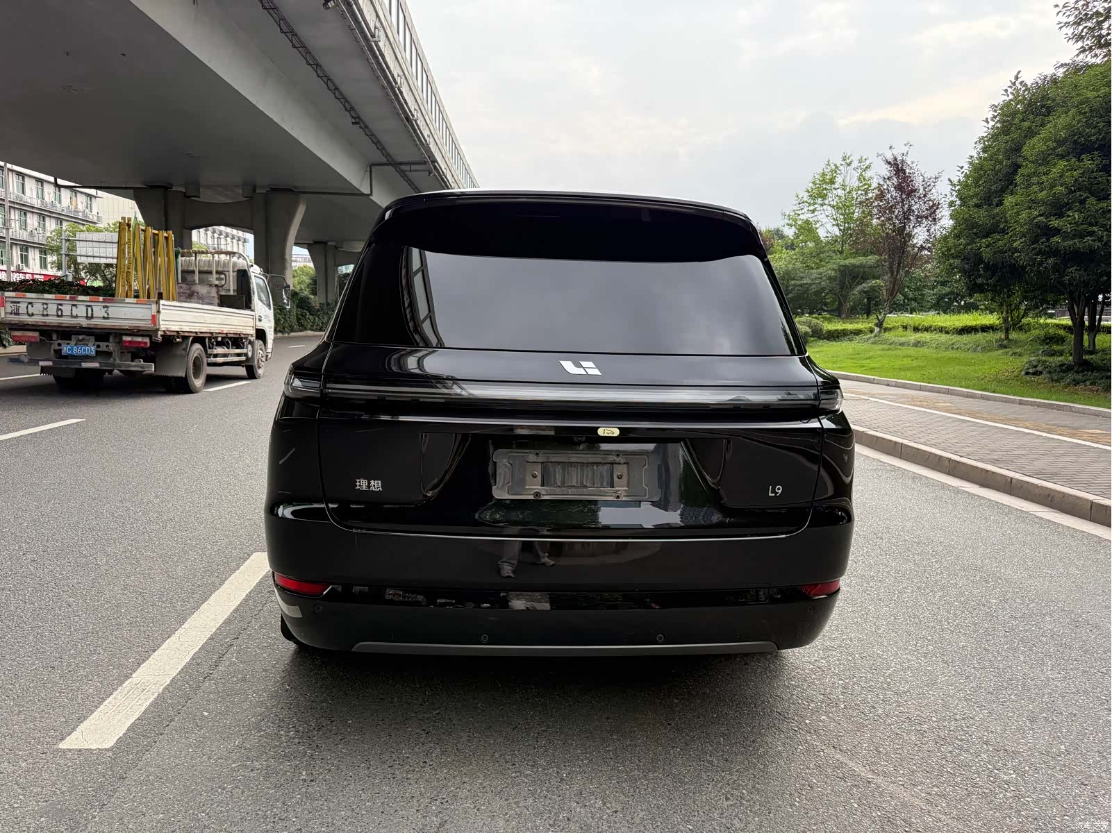 Li Auto L9, 2025 все фото