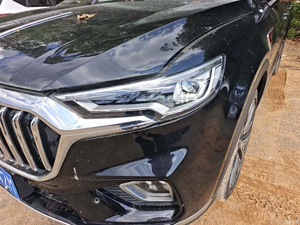 Hongqi HS5, 2023 23