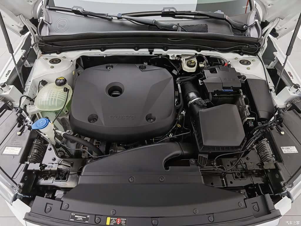 Volvo XC40, 2021 6