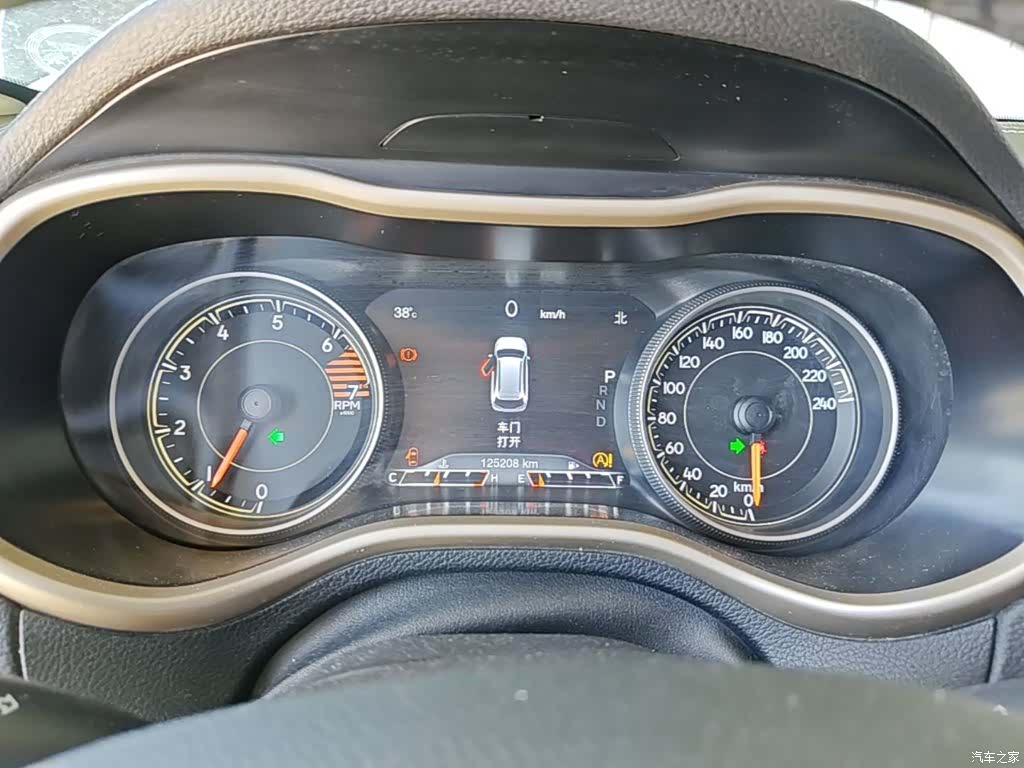 Jeep Cherokee, 2018 12
