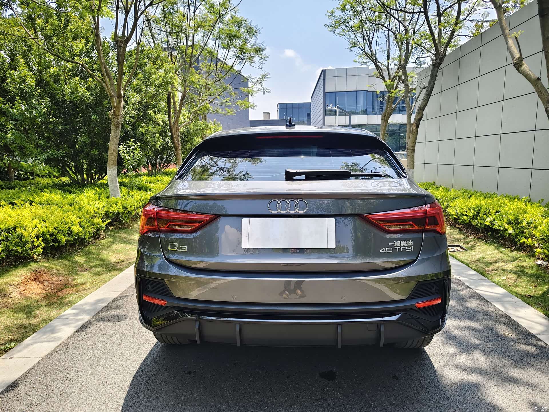Audi Q3, 2022 12