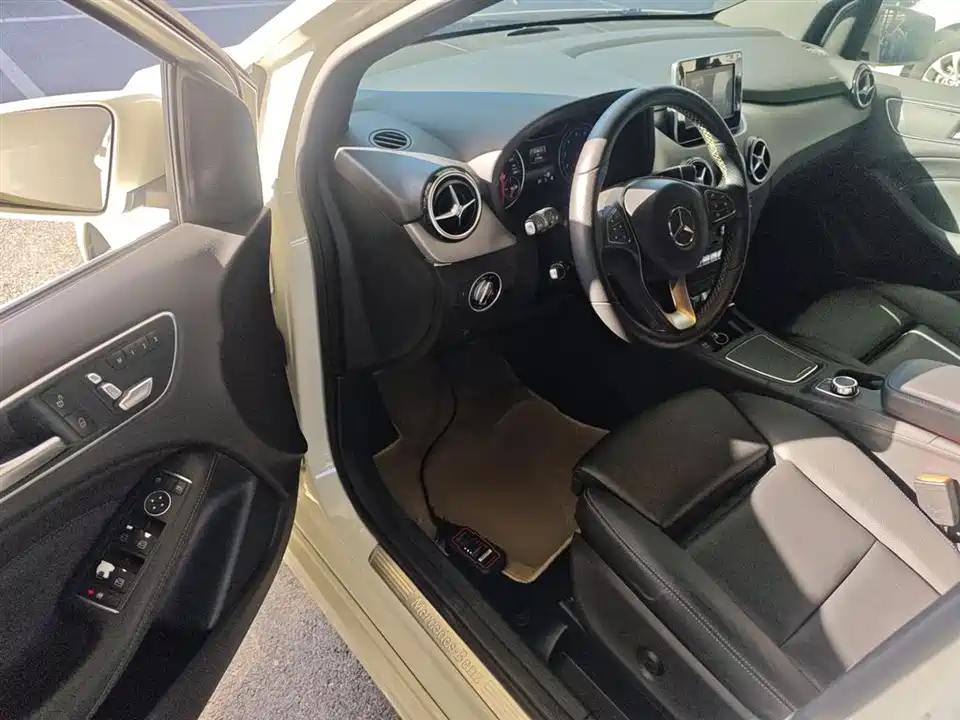 Mercedes-Benz Class B