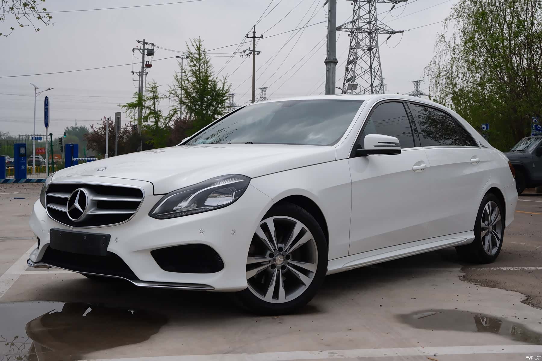Mercedes-Benz E-Class, 2014 1