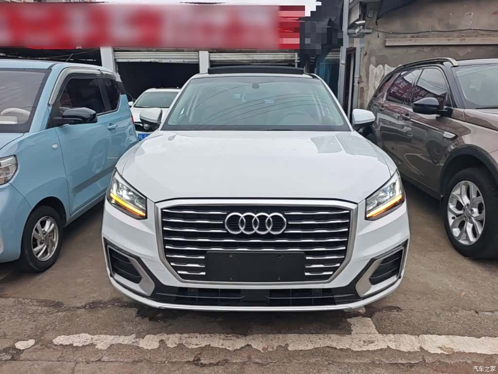Audi Q2L, 2019 3