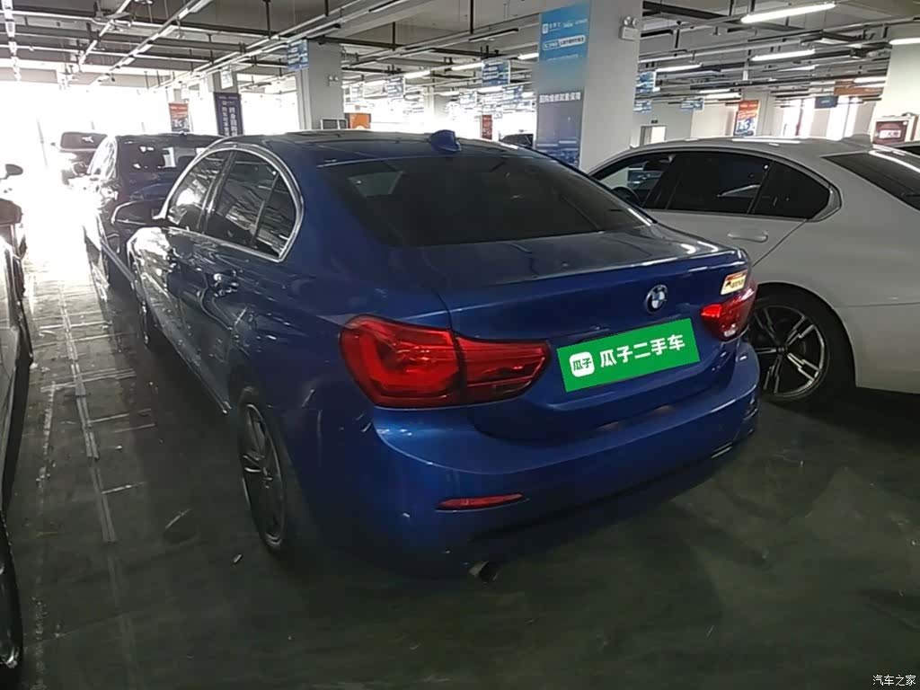 BMW 1 Series, 2018 все фото
