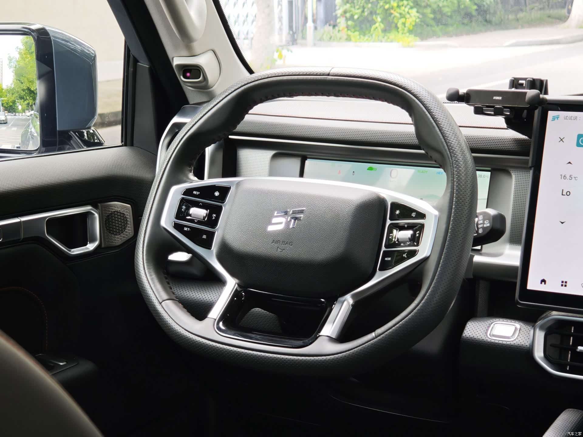 Jetour Traveller, 2024 15