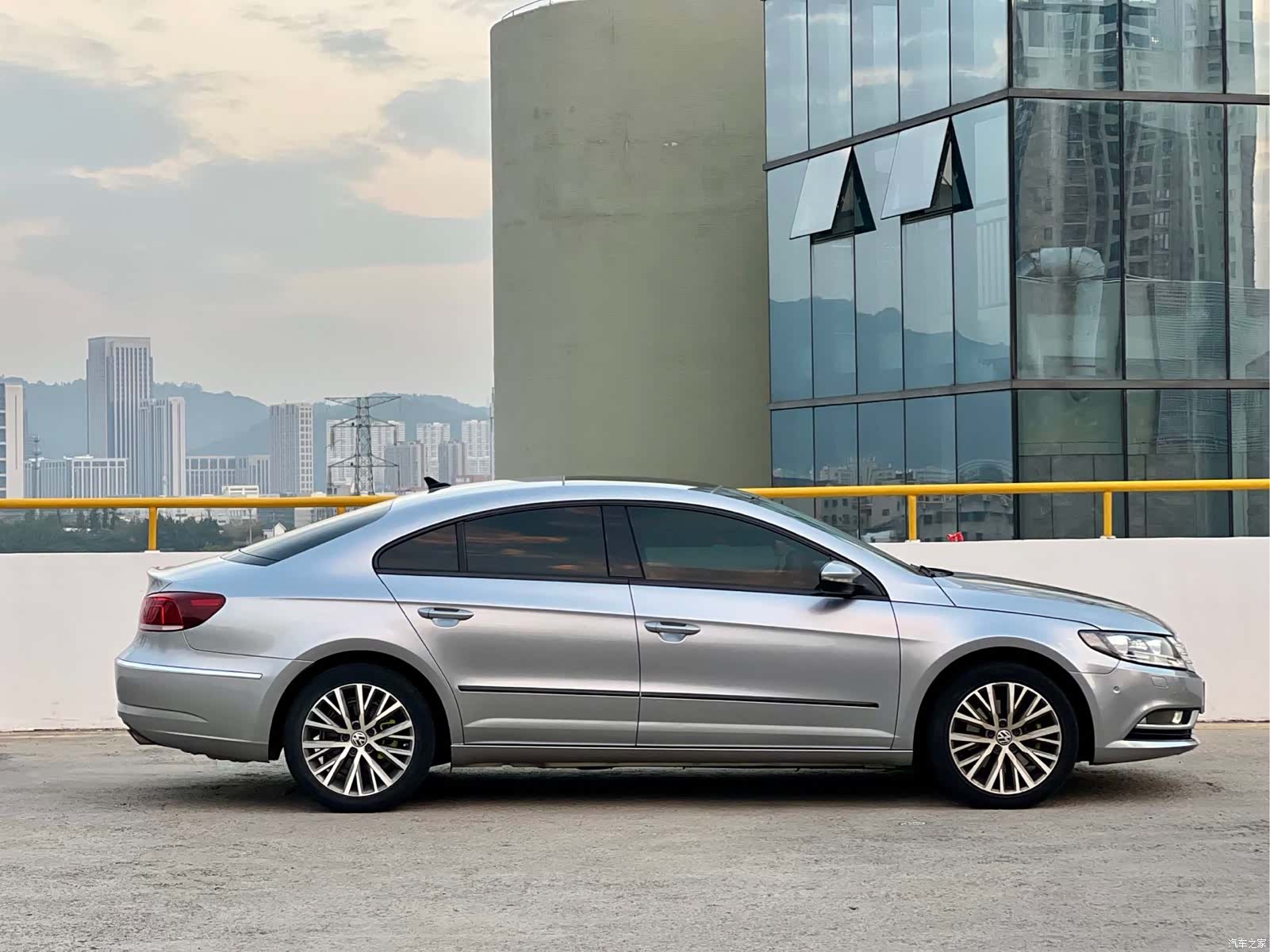 Volkswagen CC, 2016 16