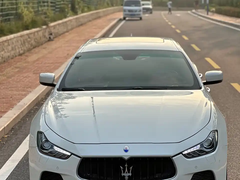 Maserati Ghibli