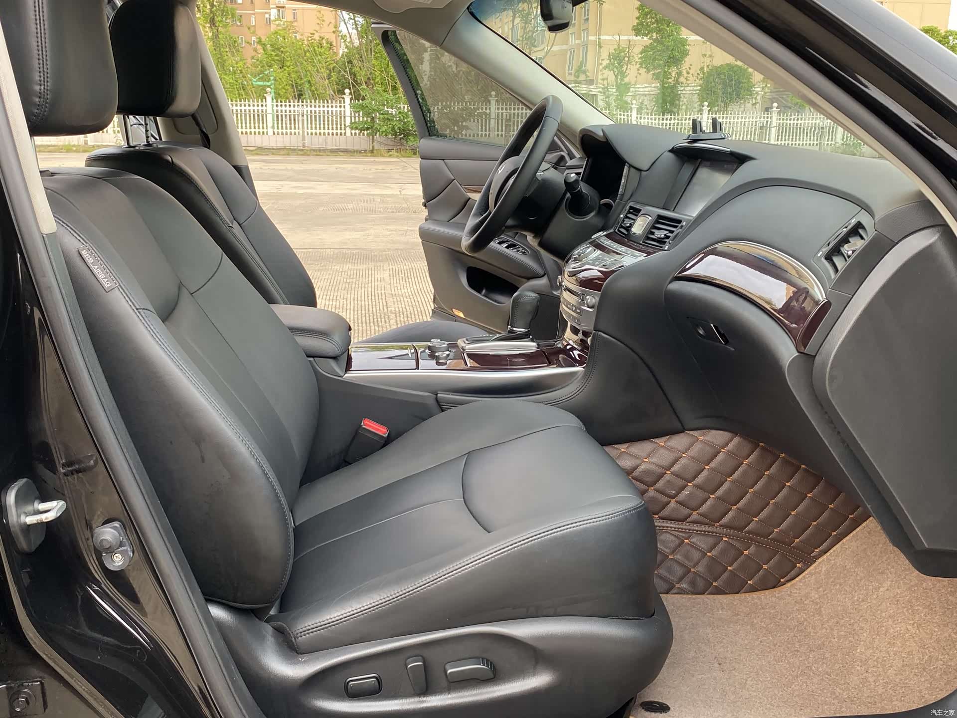Infiniti Q70, 2018 6
