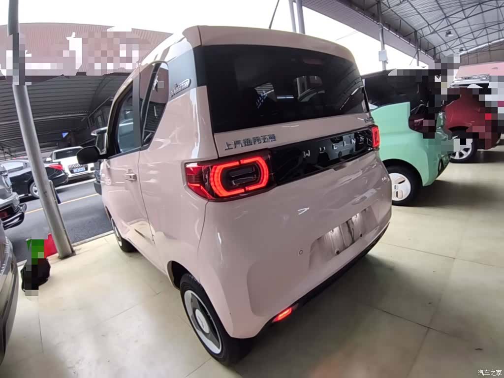 Wuling Yuan, 2022 все фото