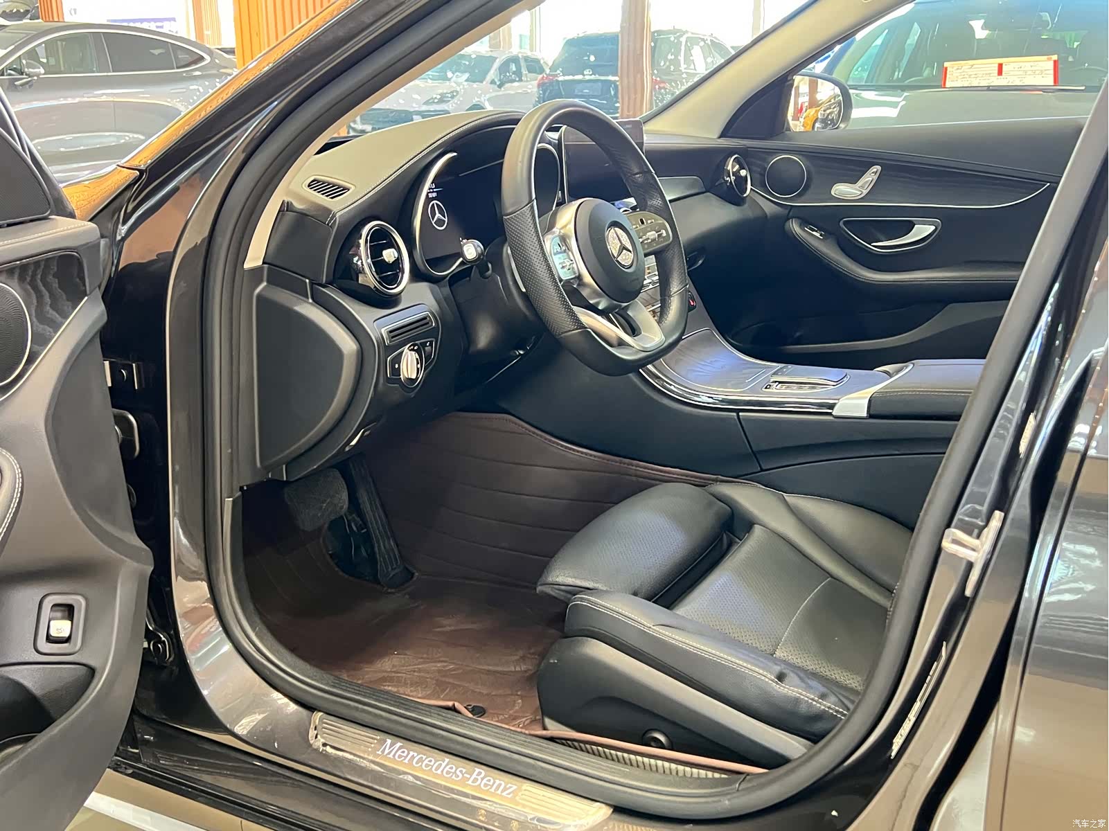 Mercedes-Benz C-Class, 2020 4