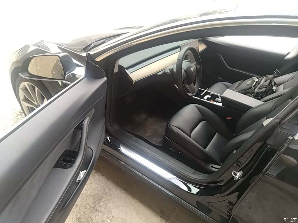 Tesla Model 3, 2020 12