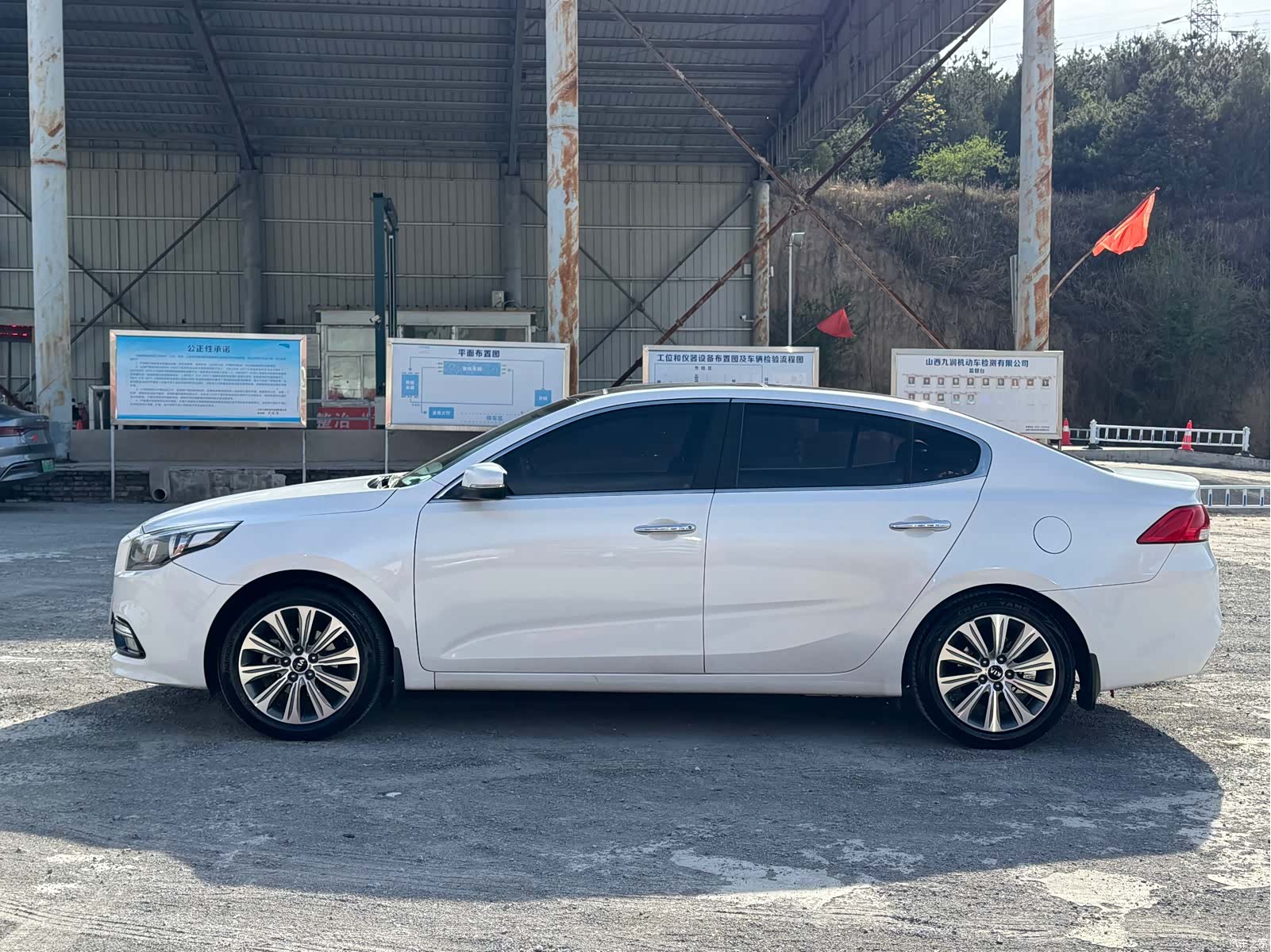 Kia K4, 2015 3