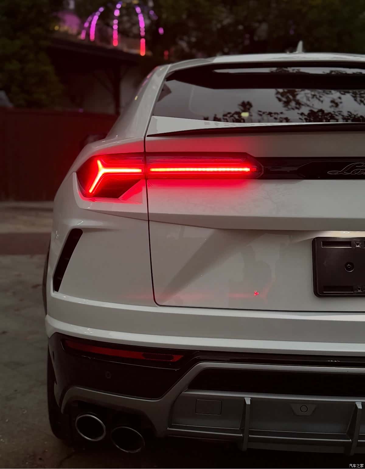 Lamborghini Urus, 2019 10