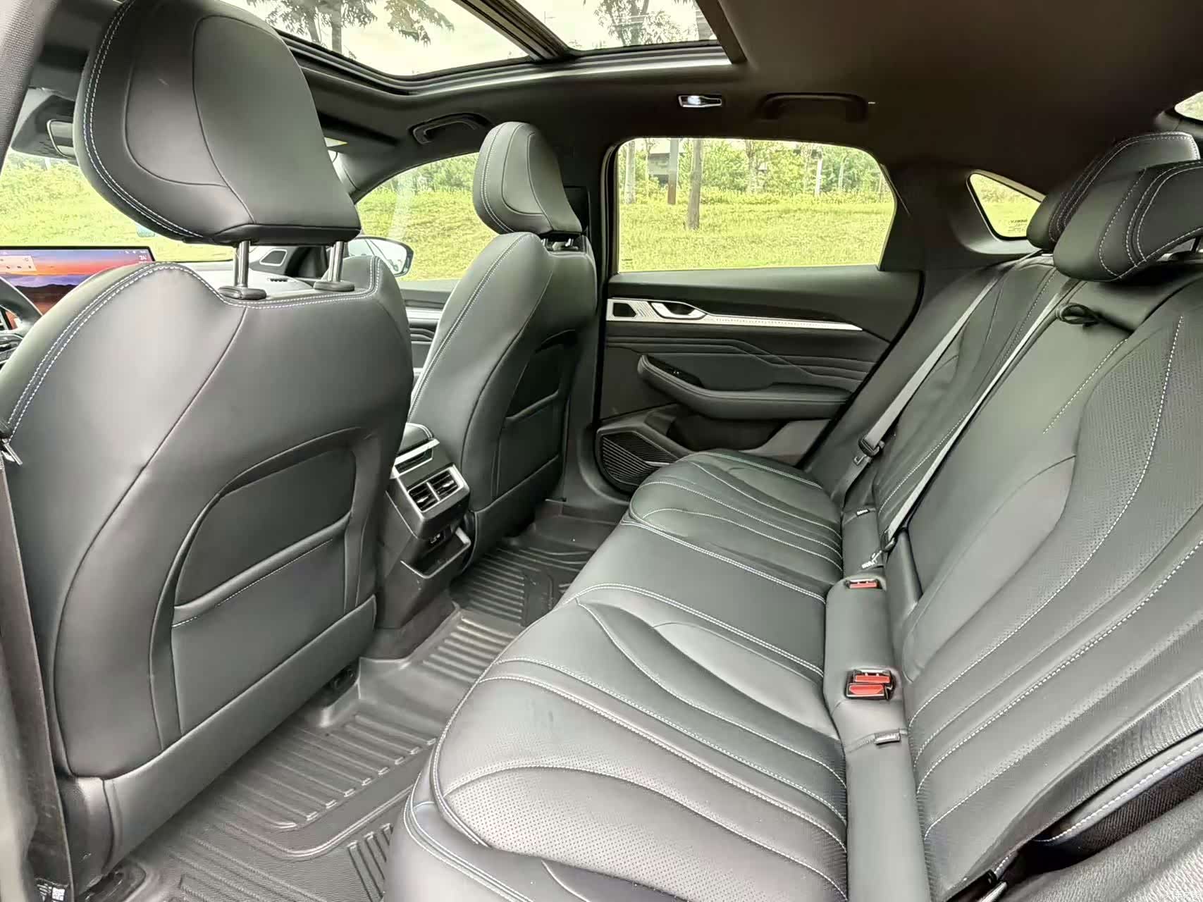 Geely Preface, 2025 все фото